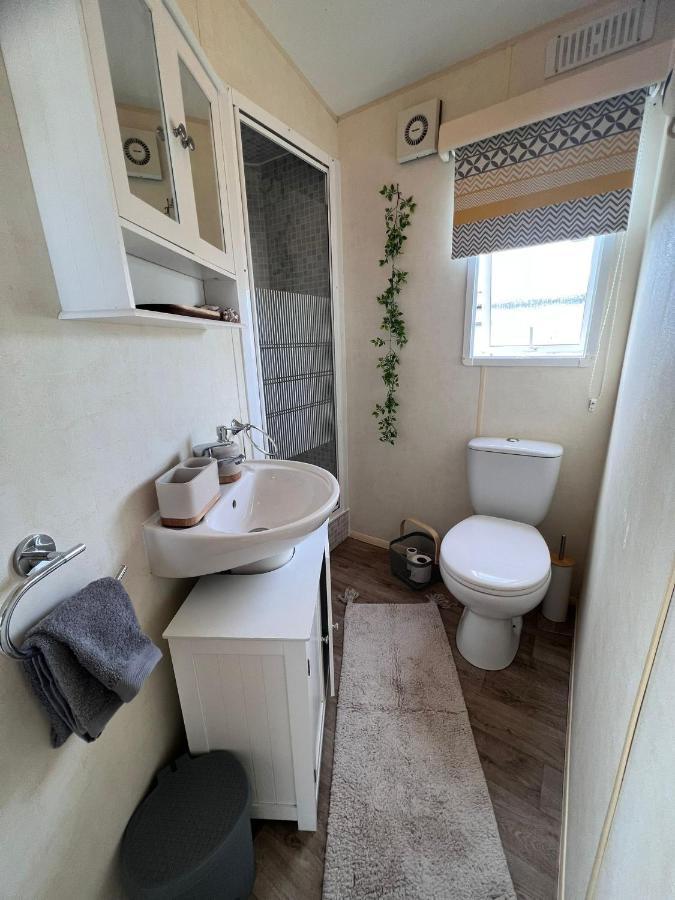 Seven Bays Holiday Home Padstow Exteriör bild
